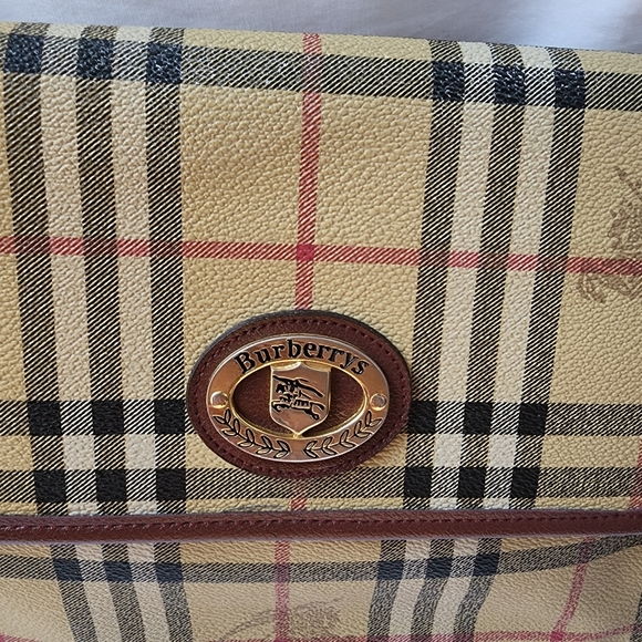 Vintage Burberrys Envelope pouch/clutch/Wristlet - Picture 15 of 16